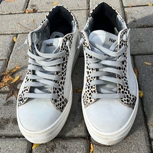 Practically New - P448 Thea Platform Sneaker - size 41